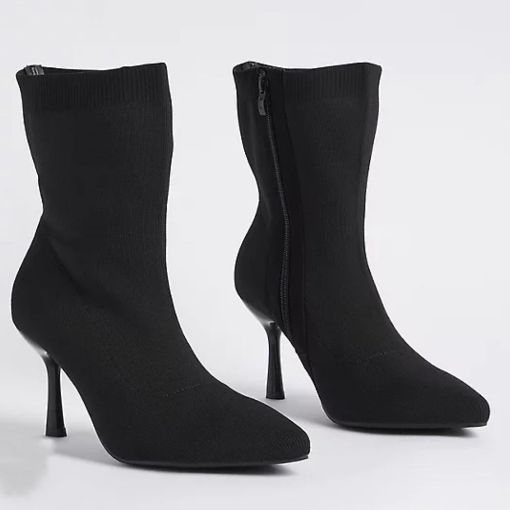 Stretch knit stiletto heel bootie (WW)